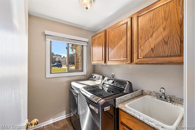 17835 Maple Hill Drive, Northville, MI 48168