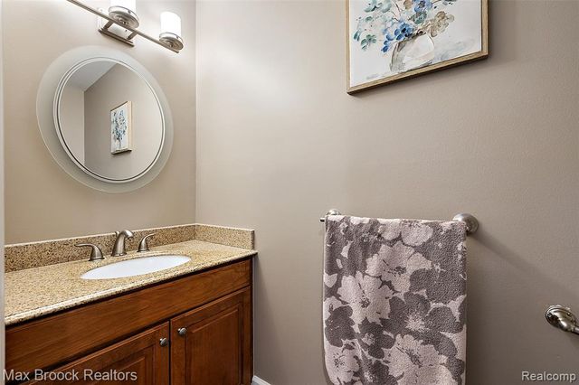 17835 Maple Hill Drive, Northville, MI 48168