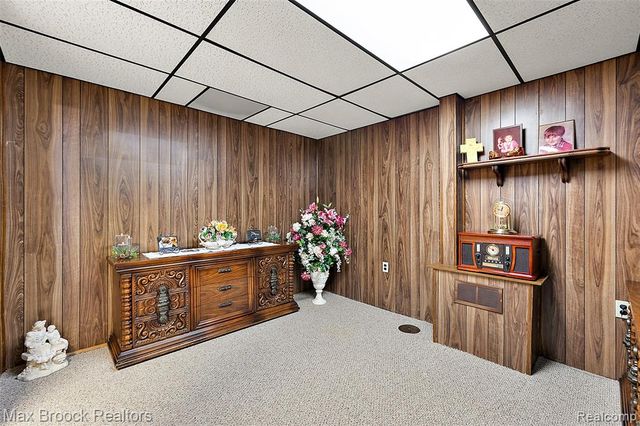 17835 Maple Hill Drive, Northville, MI 48168