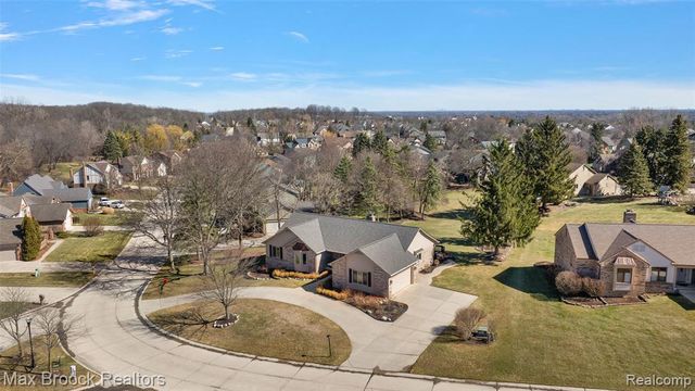 17835 Maple Hill Drive, Northville, MI 48168