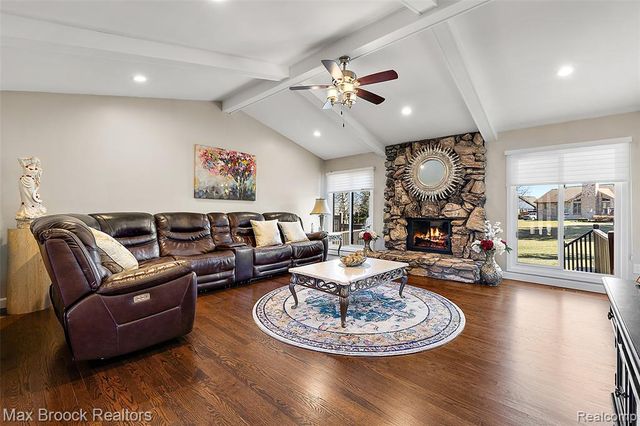 17835 Maple Hill Drive, Northville, MI 48168