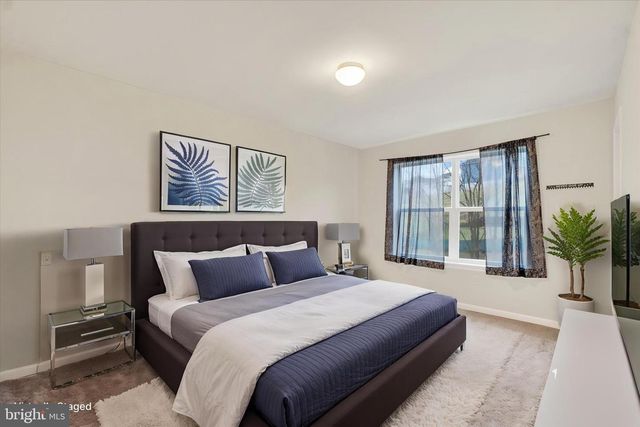 105 BLAINE DR, Manchester, PA 17345