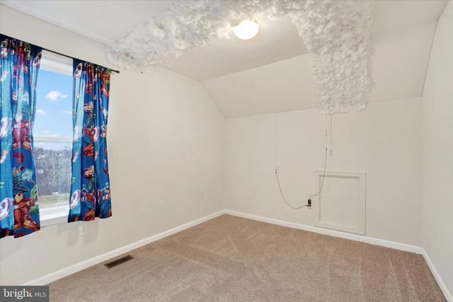 105 BLAINE DR, Manchester, PA 17345