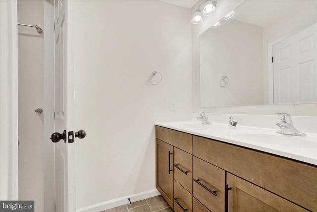 105 BLAINE DR, Manchester, PA 17345