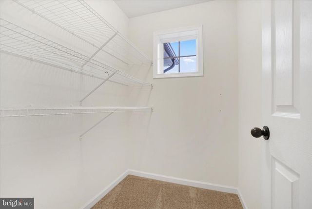 105 BLAINE DR, Manchester, PA 17345