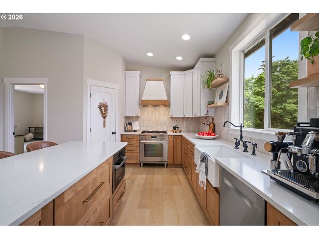 61 BEAR PRAIRIE Rd, Washougal, WA 98671