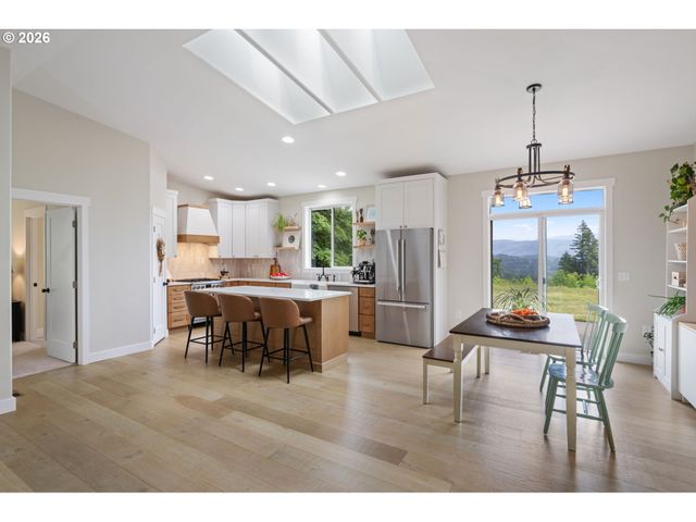 61 BEAR PRAIRIE Rd, Washougal, WA 98671