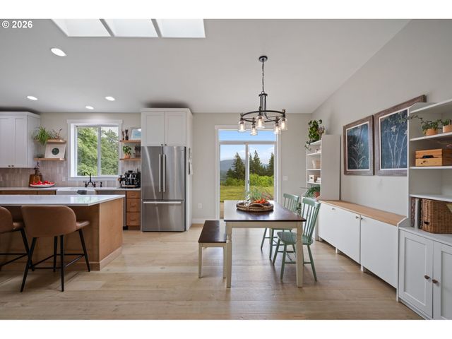 61 BEAR PRAIRIE Rd, Washougal, WA 98671
