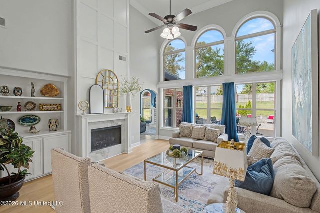 8472 Belmor Lakes Drive, Olive Branch, MS 38654