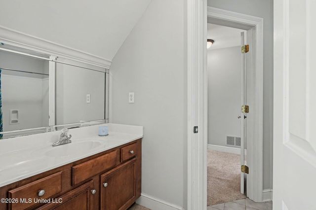 8472 Belmor Lakes Drive, Olive Branch, MS 38654
