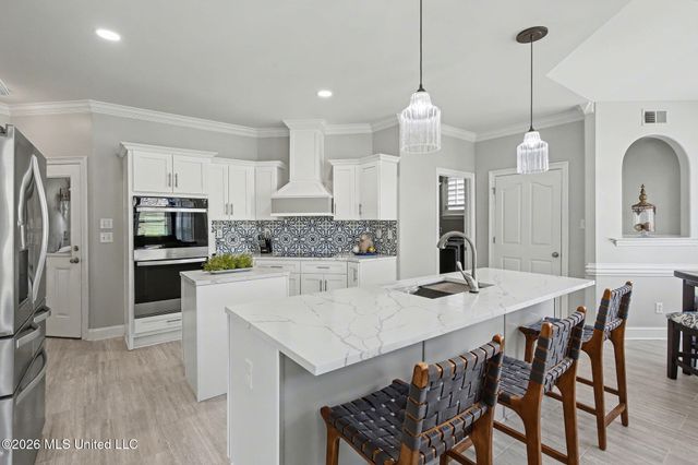 8472 Belmor Lakes Drive, Olive Branch, MS 38654