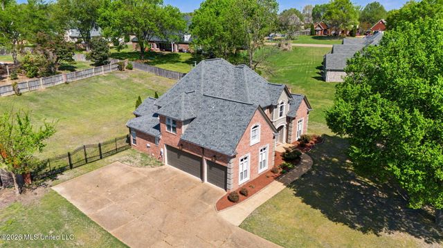 8472 Belmor Lakes Drive, Olive Branch, MS 38654