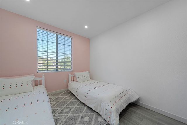 867 Oso Drive, Corona, CA 92879