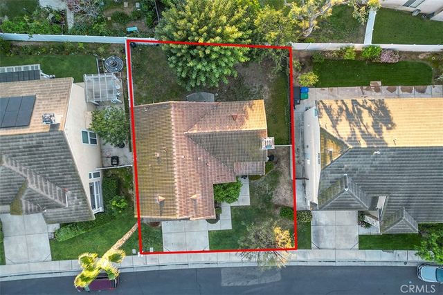 867 Oso Drive, Corona, CA 92879