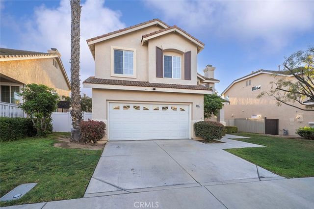 867 Oso Drive, Corona, CA 92879