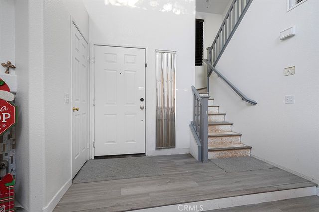 867 Oso Drive, Corona, CA 92879