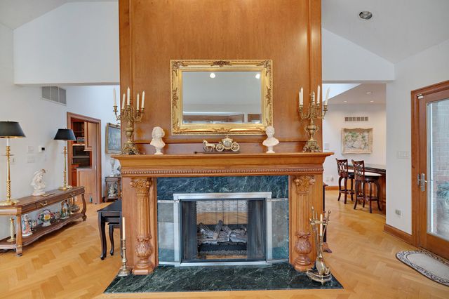 955 Killarney Drive, Dyer, IN 46311