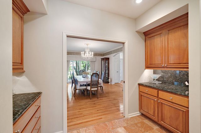 955 Killarney Drive, Dyer, IN 46311