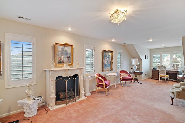 955 Killarney Drive, Dyer, IN 46311