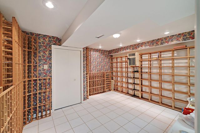 955 Killarney Drive, Dyer, IN 46311