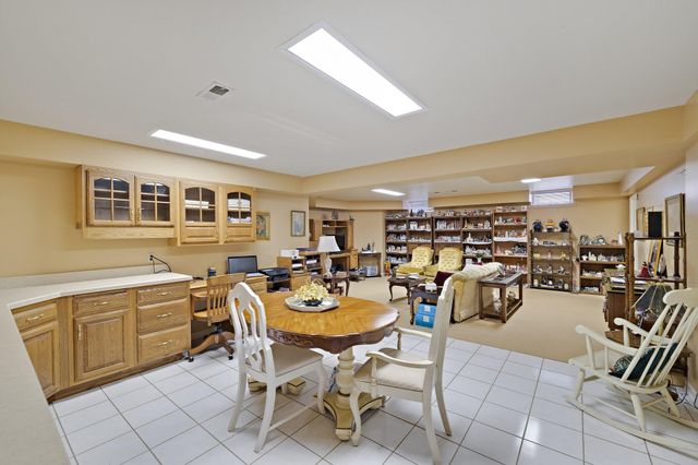 955 Killarney Drive, Dyer, IN 46311