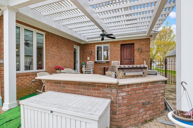 955 Killarney Drive, Dyer, IN 46311