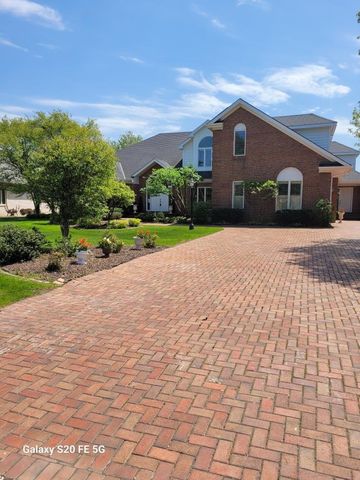 955 Killarney Drive, Dyer, IN 46311