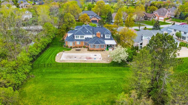 955 Killarney Drive, Dyer, IN 46311