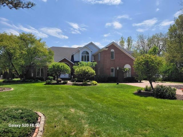 955 Killarney Drive, Dyer, IN 46311