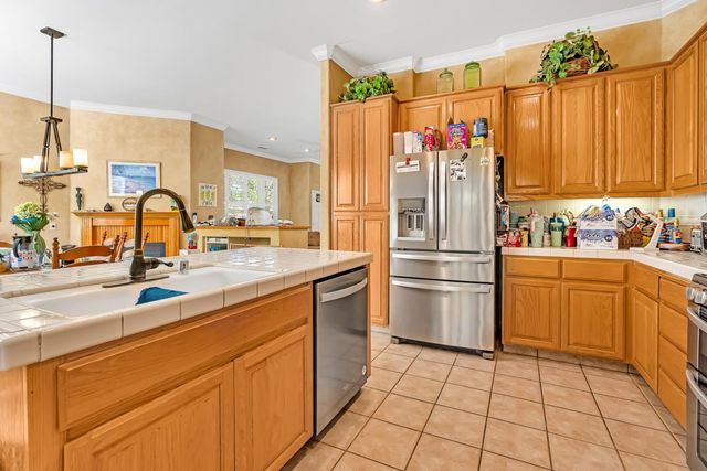 1908 Fall Brook Ct, Merced, CA 95340