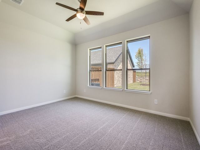 1904 Holland Drive, Van Alstyne, TX 75495