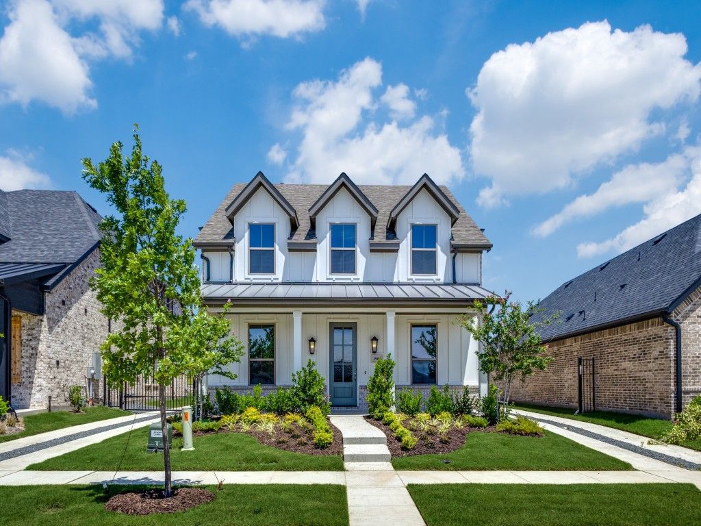 1904 Holland Drive, Van Alstyne, TX 75495