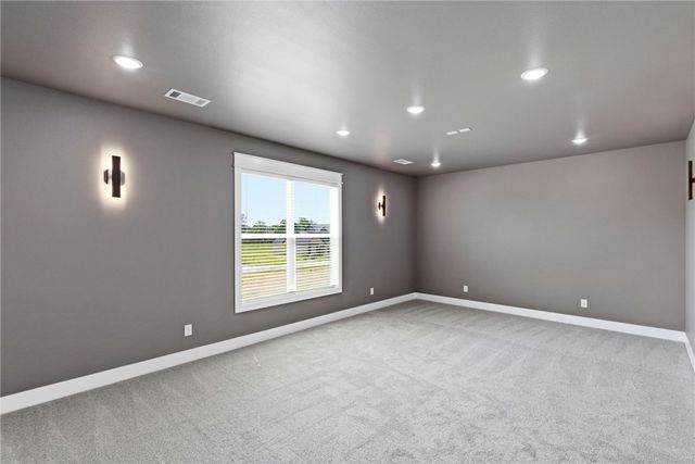 401 Hedge Drive, Centerton, AR 72719