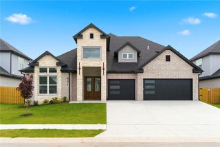 401 Hedge Drive, Centerton, AR 72719