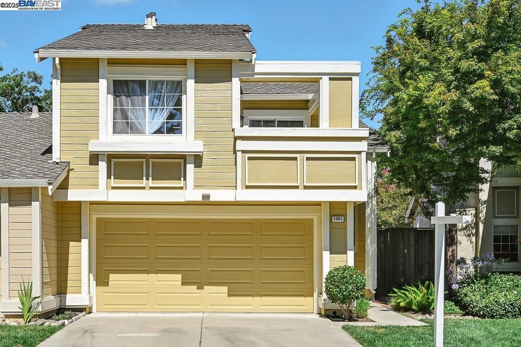 Image 1 of property listing at 1561 Trimingham Dr, Pleasanton, CA 94566