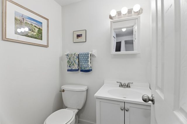 269 Chicopee St 16, Chicopee, MA 01013