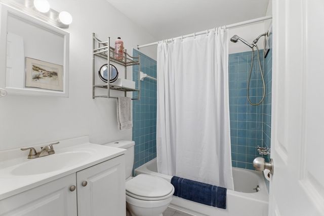 269 Chicopee St 16, Chicopee, MA 01013