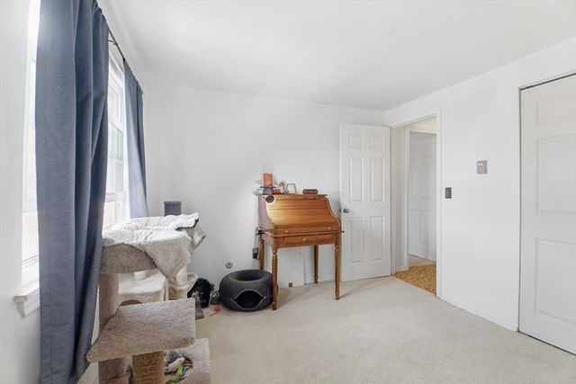 269 Chicopee St 16, Chicopee, MA 01013