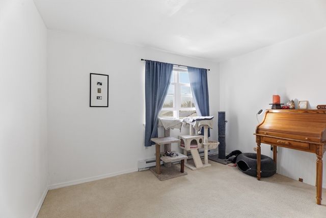 269 Chicopee St 16, Chicopee, MA 01013