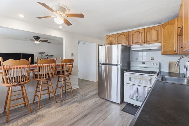 269 Chicopee St 16, Chicopee, MA 01013