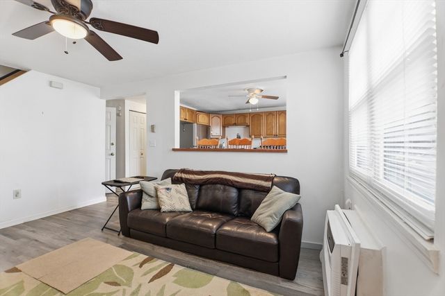 269 Chicopee St 16, Chicopee, MA 01013