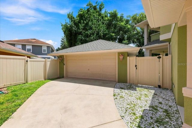 2403 S SHINE AVENUE B, Orlando, FL 32806