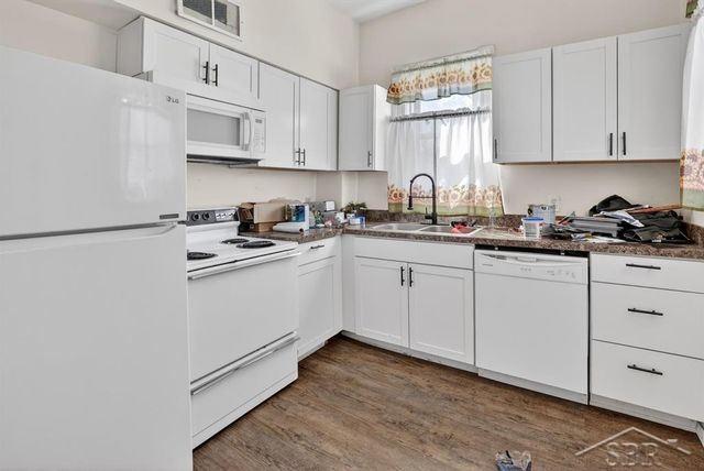 906 E North Union Street, Bay City, MI 48706