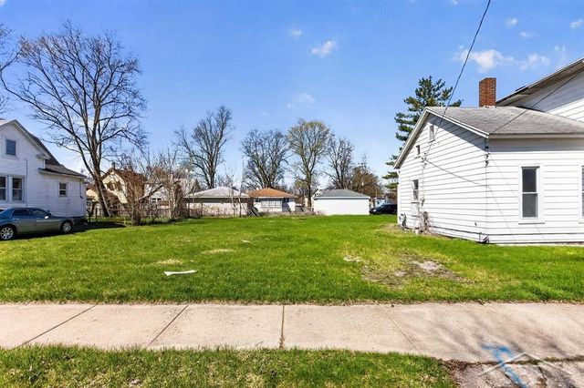 906 E North Union Street, Bay City, MI 48706