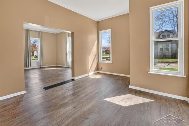 906 E North Union Street, Bay City, MI 48706