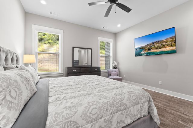 7717 S Shoreline Boulevard, Benton, AR 72019