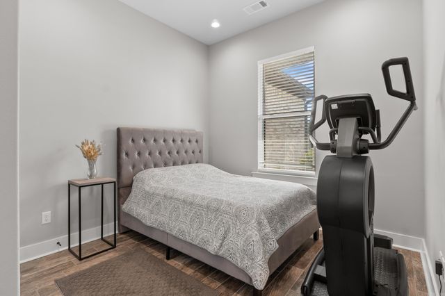 7717 S Shoreline Boulevard, Benton, AR 72019