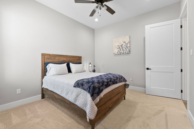 7717 S Shoreline Boulevard, Benton, AR 72019