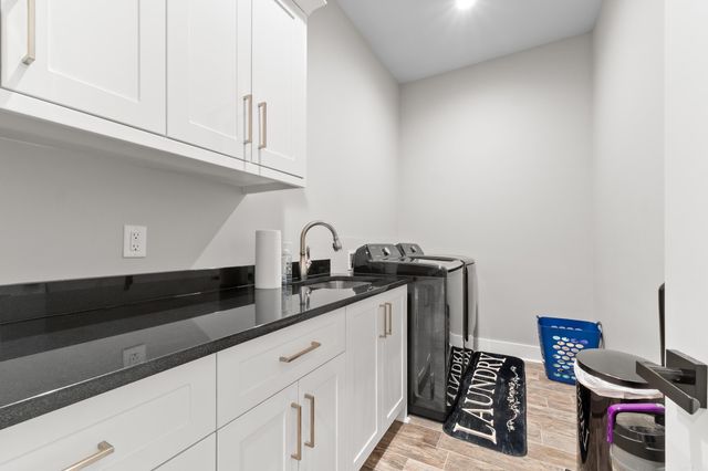 7717 S Shoreline Boulevard, Benton, AR 72019