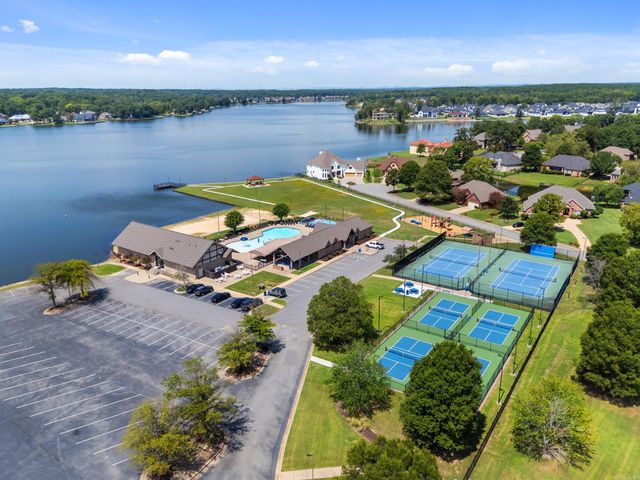 7717 S Shoreline Boulevard, Benton, AR 72019